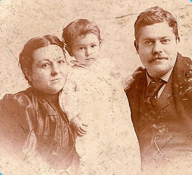 The current image has no alternative text. The file name is: hale-1.jpg